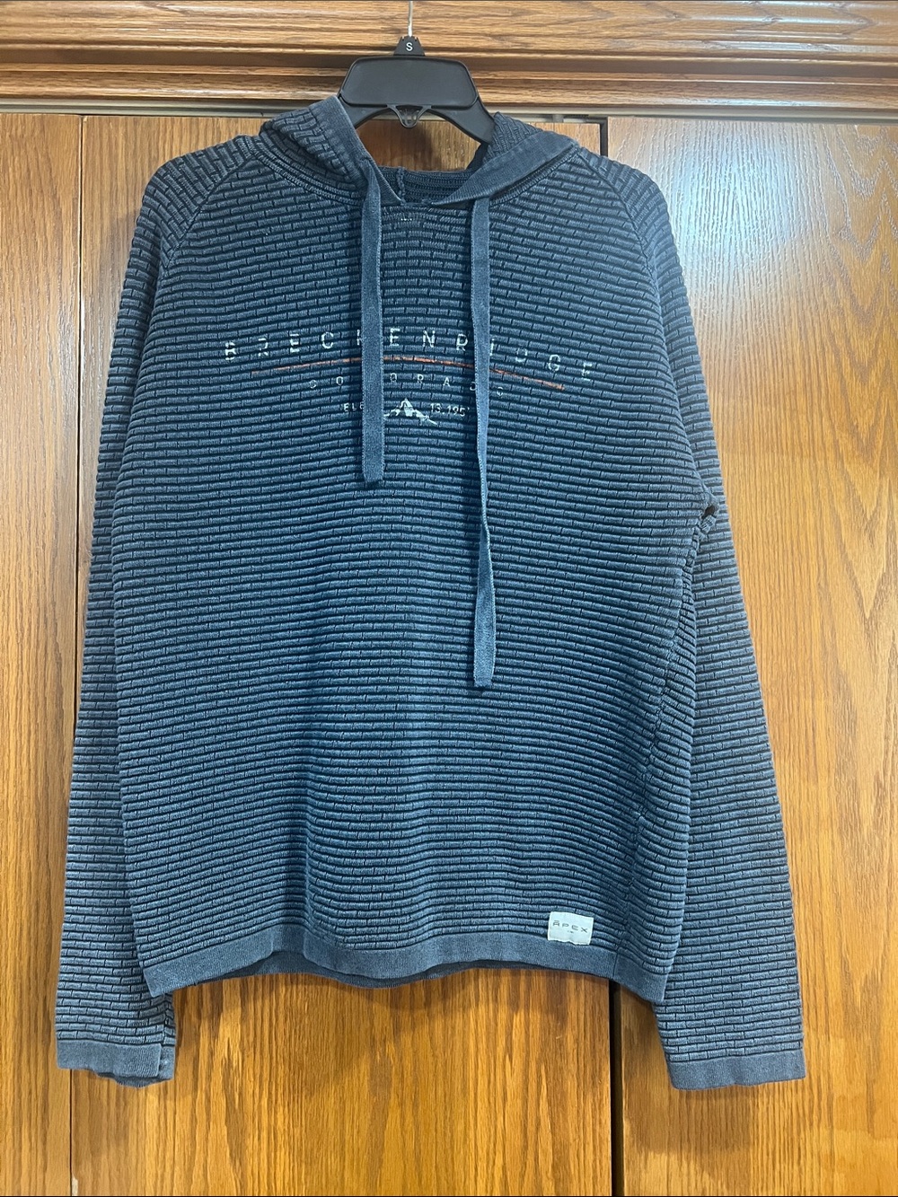 Apex Breckenridge hoodie sweatshirt.